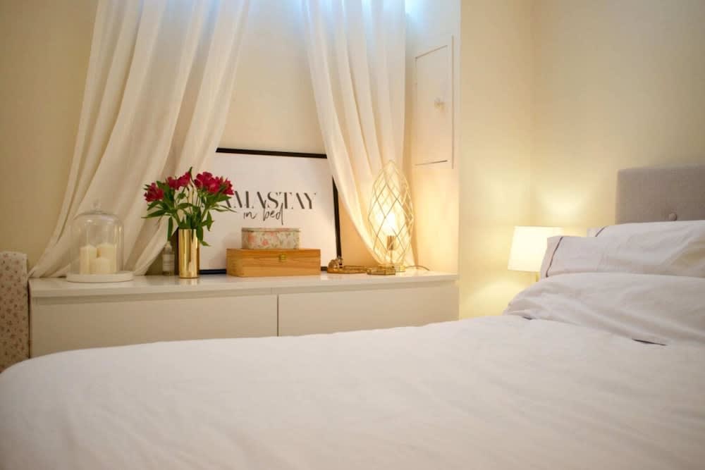 Cozy 1 Bedroom Home Near the City Centre 1