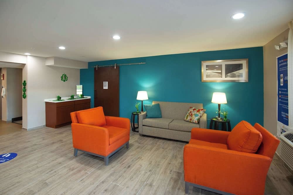Quality Inn & Suites Hammond Near I-8090 1