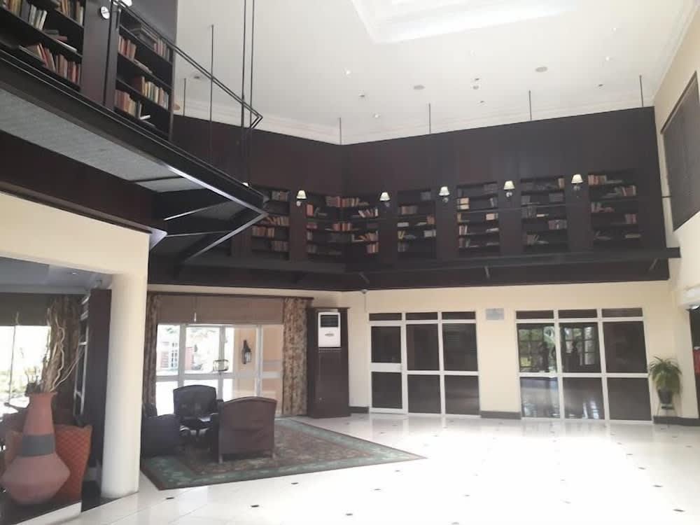 Oakwood Park Hotel Lekki 1