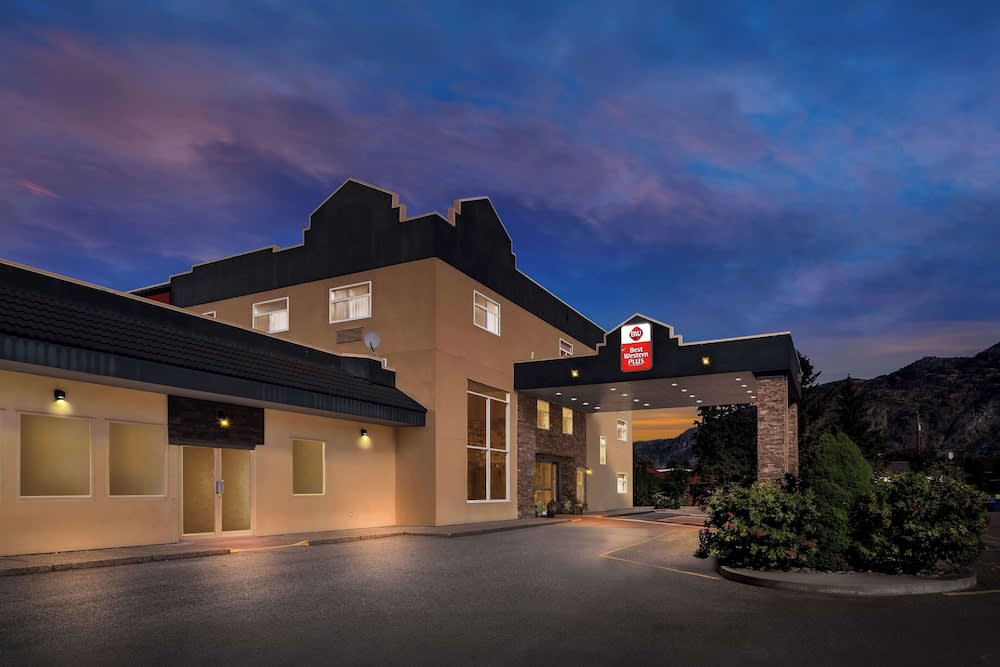 Best Western Plus Osoyoos Hotel & Suites 1