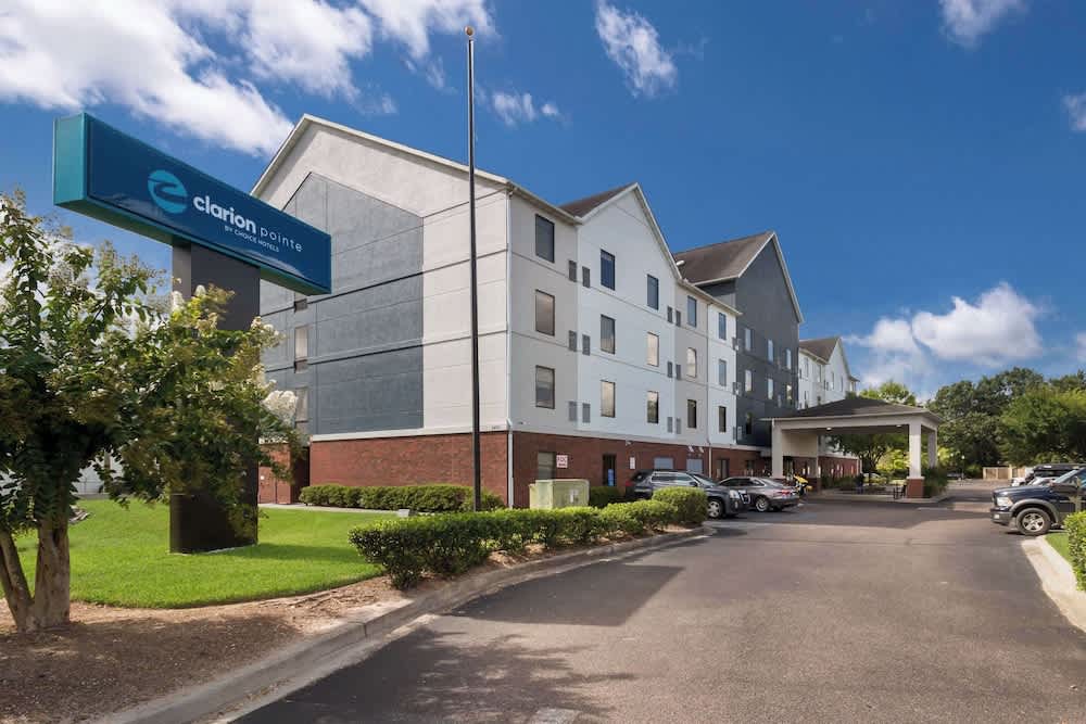 Clarion Pointe Charleston - West Ashley 1
