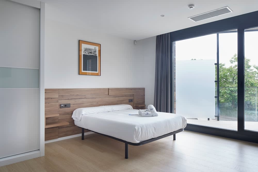 Mantulene Apartments - Basque Stay 2