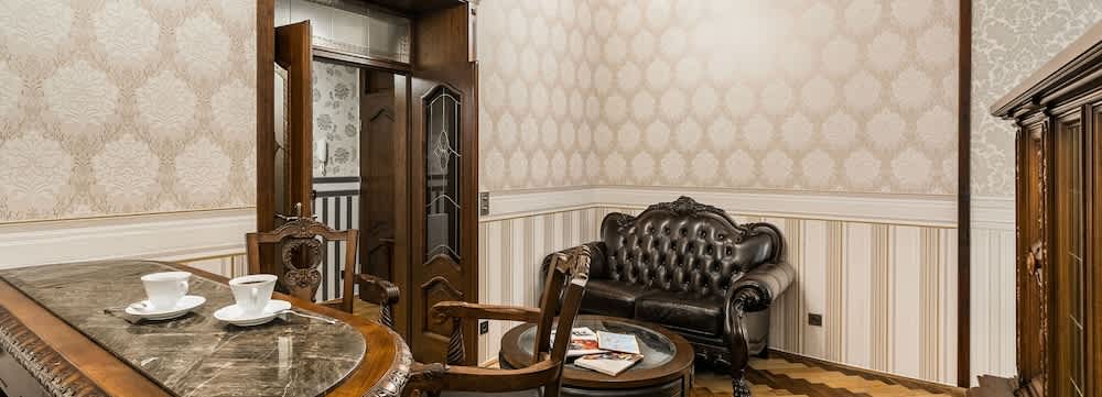 Exclusive Royal Apartments 1