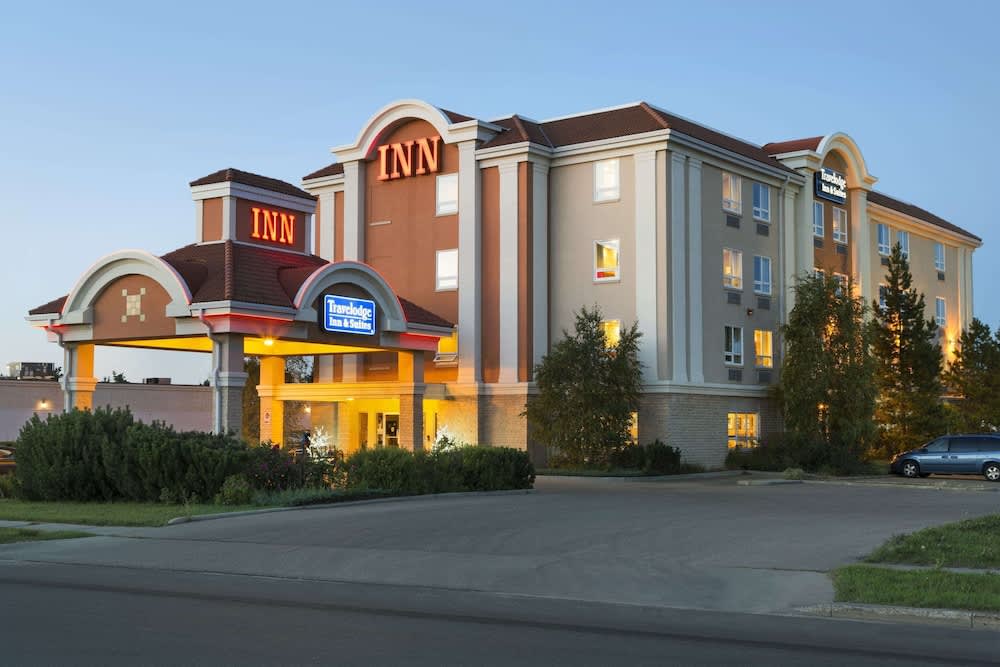 Travelodge by Wyndham Spruce Grove 1
