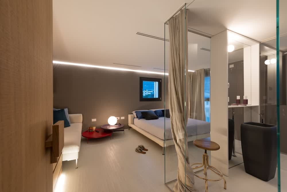 Locanda Black and White Sondrio 5