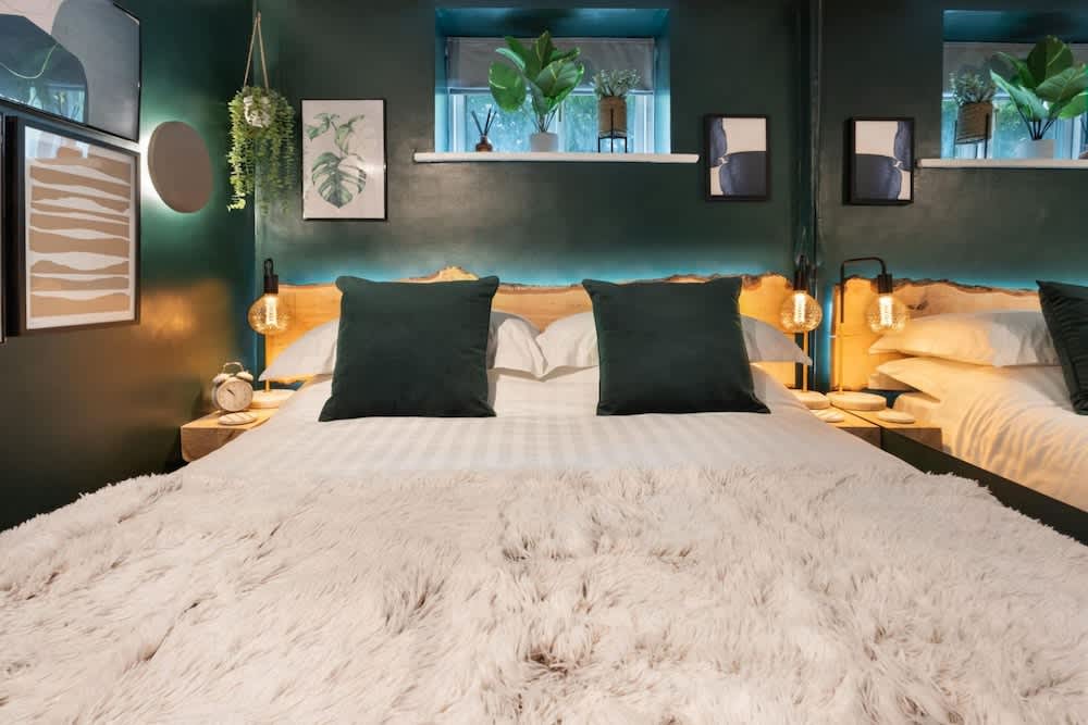 Eden Escape - Comfy Apartment Quiet Neighbourhood 2