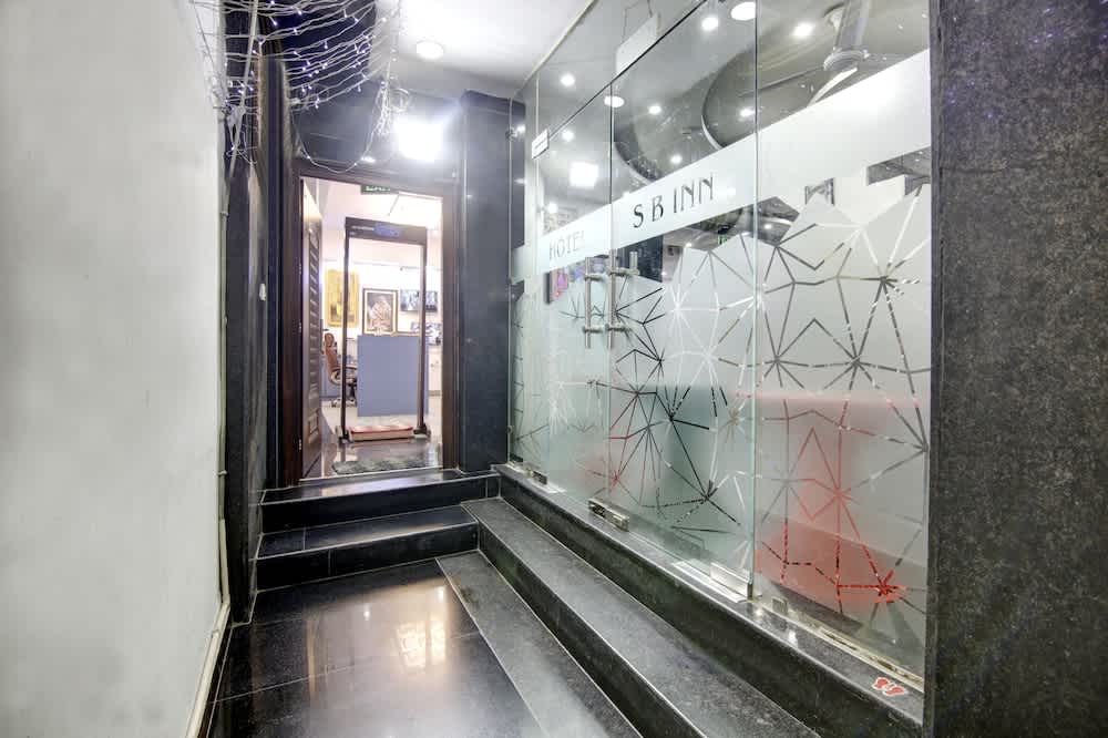 Hotel SB Grand Inn - Paharganj 2