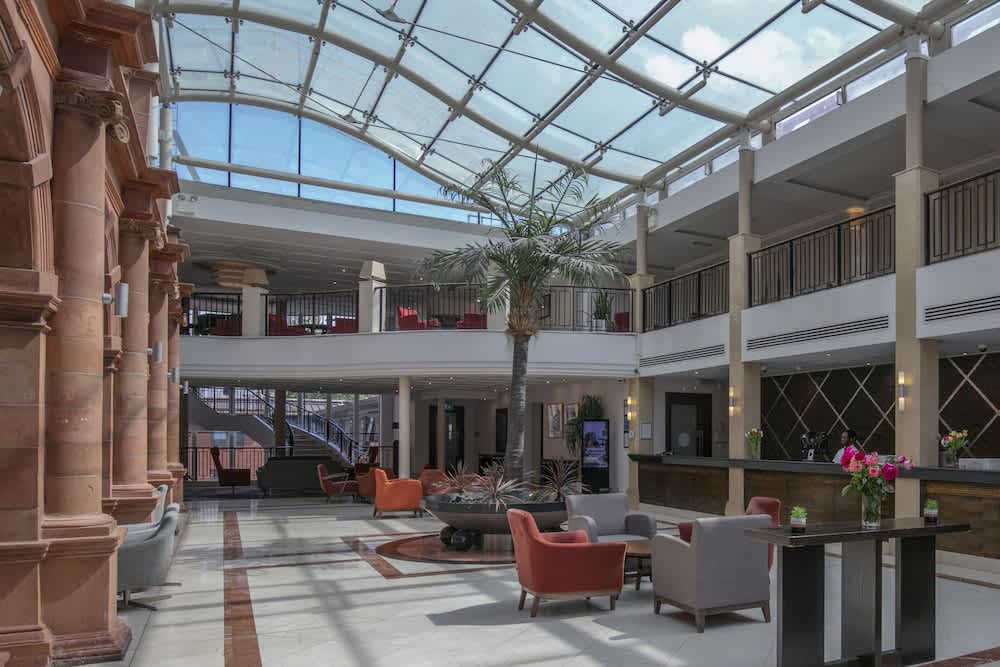 The Crown London, WorldHotels Distinctive 5