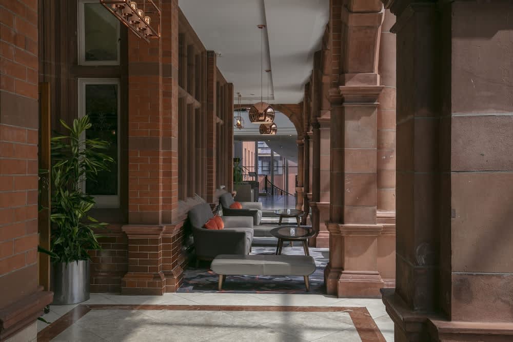 The Crown London, WorldHotels Distinctive 4