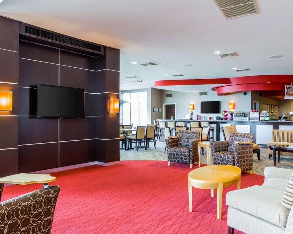 Cambria Hotel Appleton 2