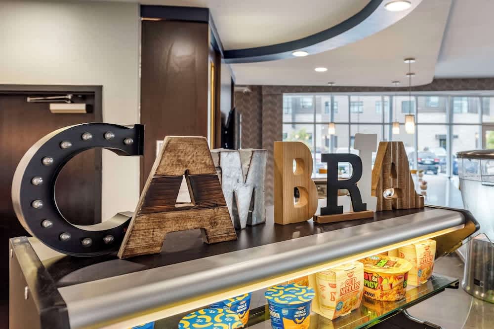 Cambria Hotel Minneapolis Maple Grove 5