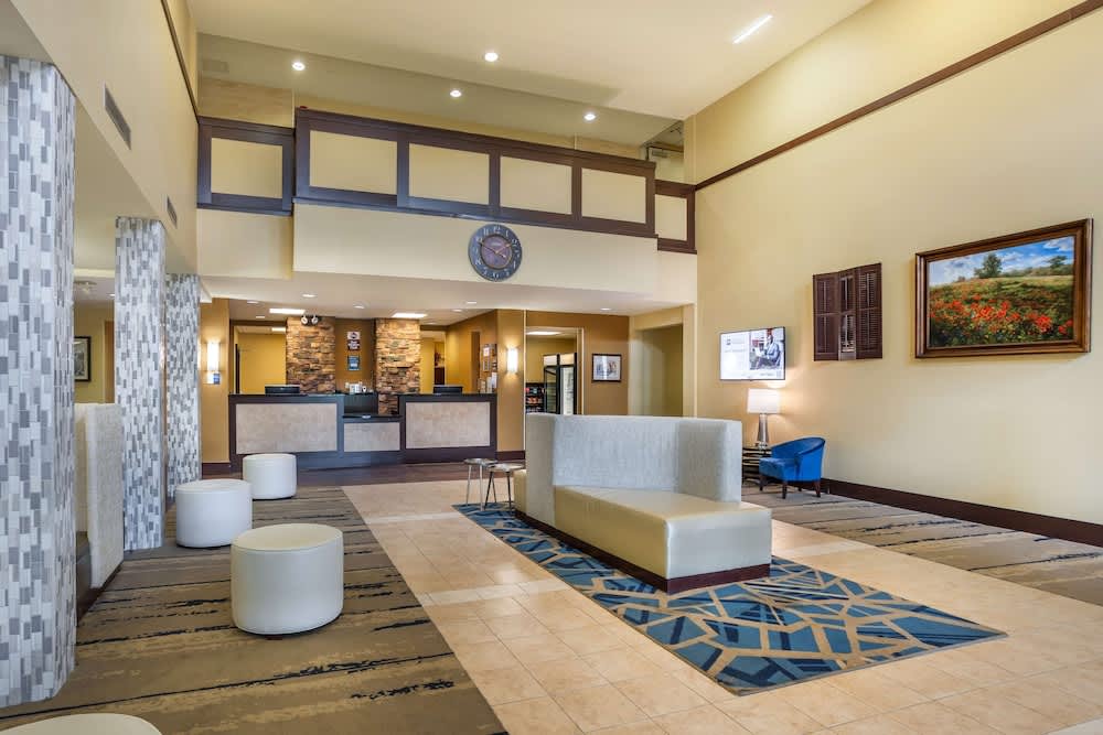 Best Western PLUS University Park Inn & Suites 2
