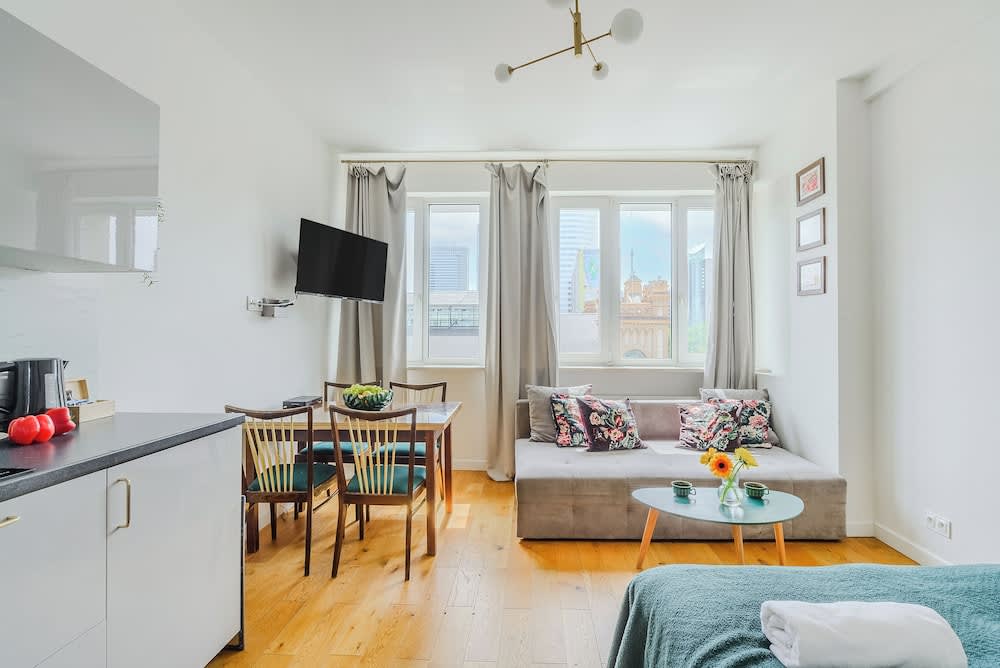 ShortStayPoland Plac Mirowski 2