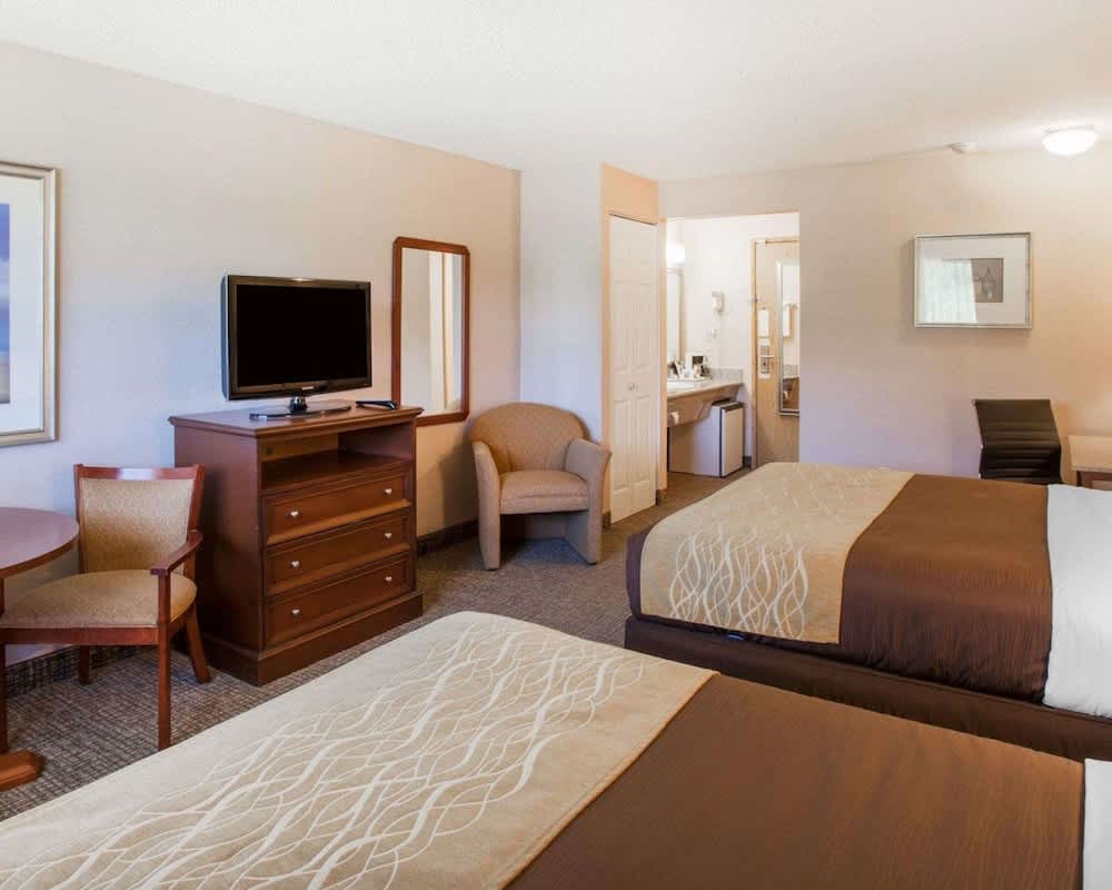 Quality Inn Kirkland 2