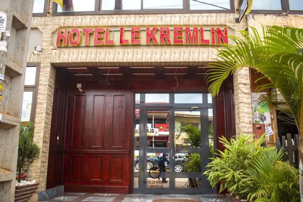 HOTEL LE KREMLIN 2