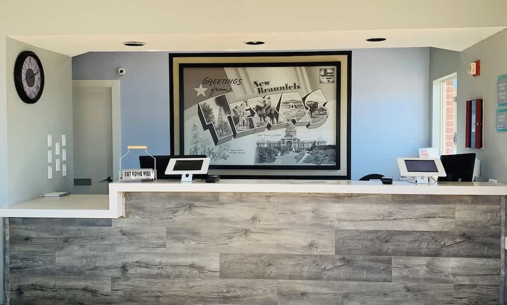 Hill Country Inn & Suites - New Braunfels / Gruene 1