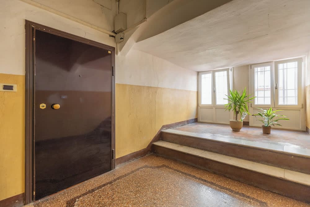 Casa sul canale di Via Piella 1