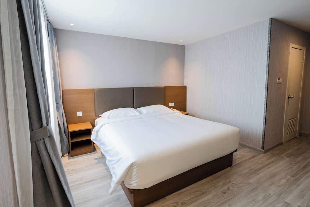 Aurea Delight Hotel 5