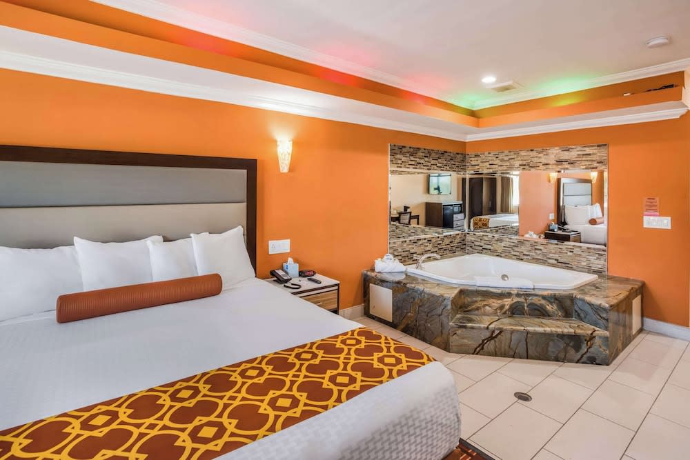 Rodeway Inn & Suites Pasadena 4