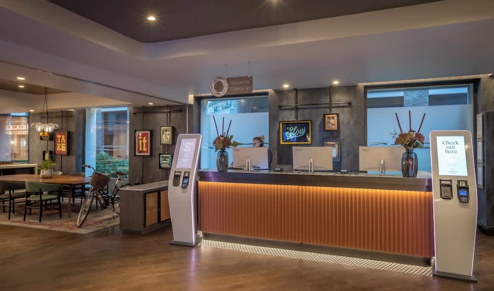 Clayton Hotel City of London 4