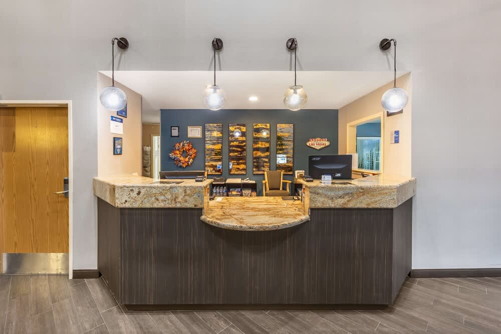 Best Western Plus North Las Vegas Inn & Suites 4