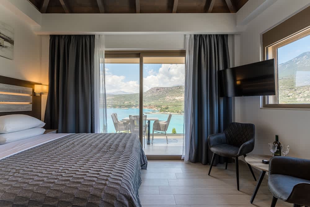 Lighthouse Apartments 3