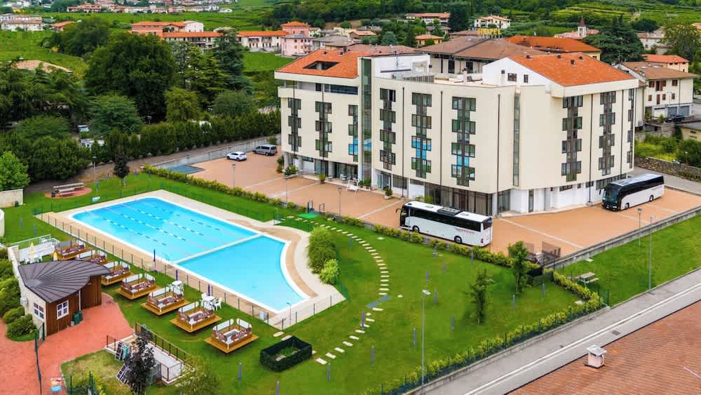 Kona Hotel Verona 1
