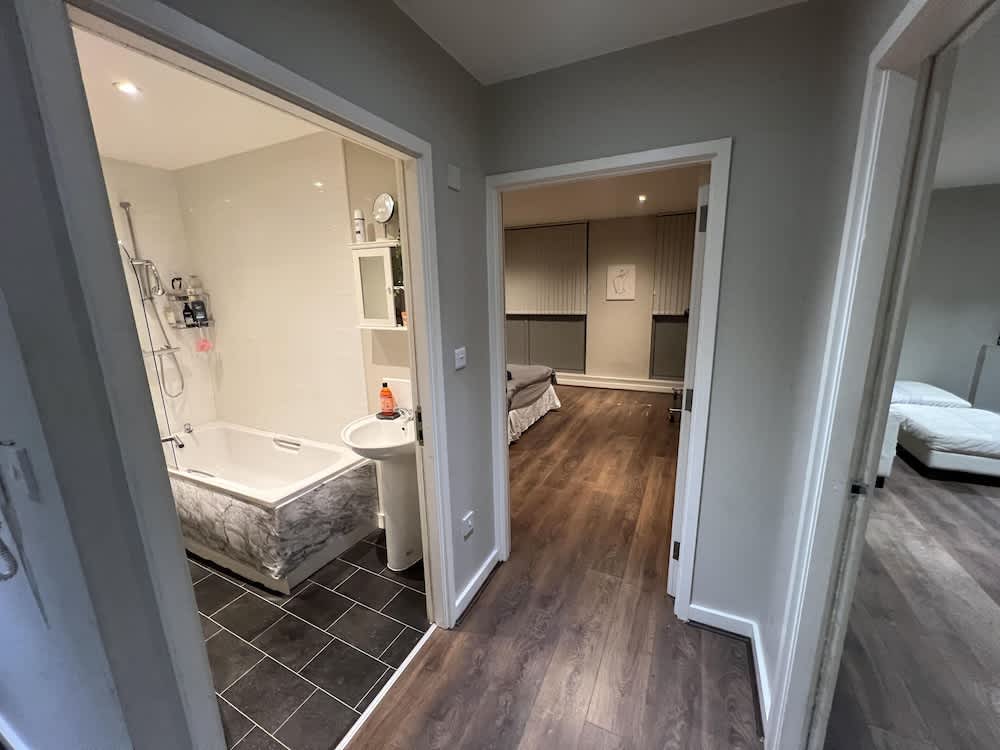 Beautiful 1-bed Apartment in Liverpool 2