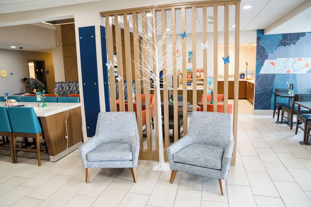 Holiday Inn Express & Suites KNOXVILLE-NORTH-I-75 EXIT 112 by IHG 2
