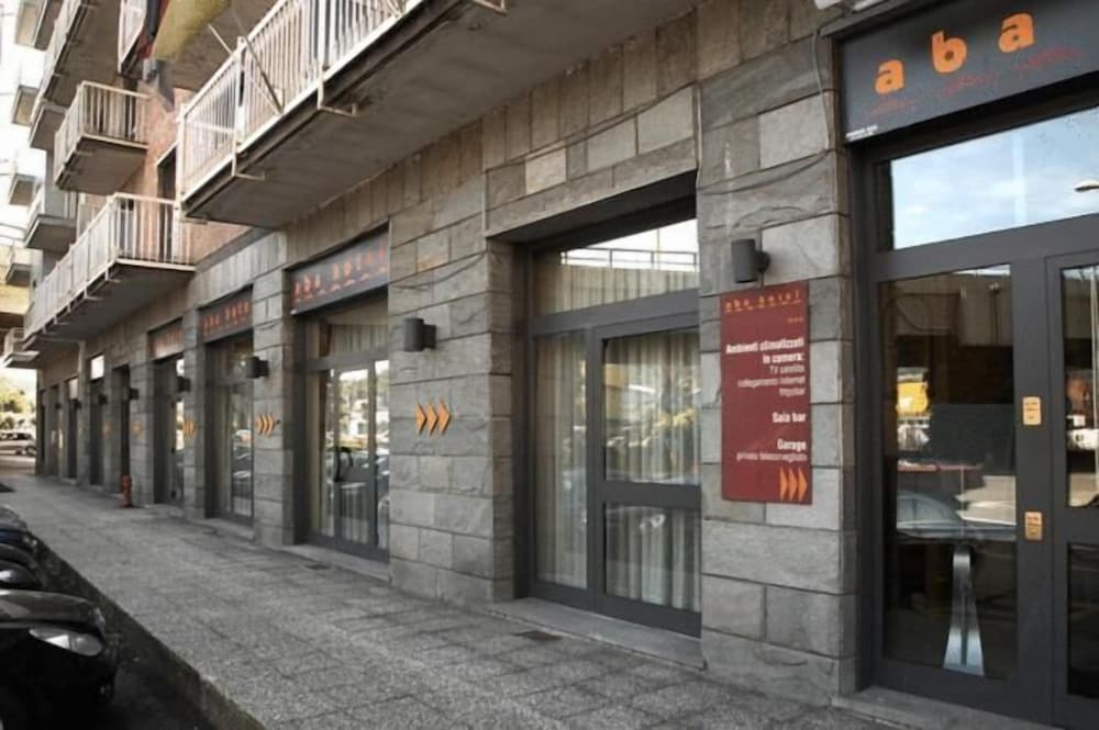 Aba Hotel 1