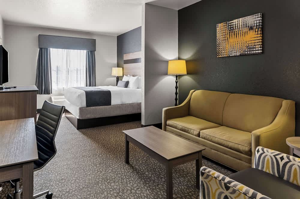 Best Western Sherwood Inn & Suites 4