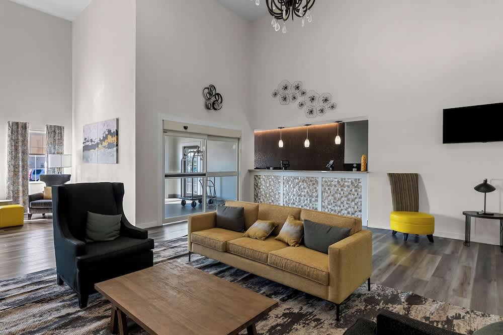 Best Western Sherwood Inn & Suites 3