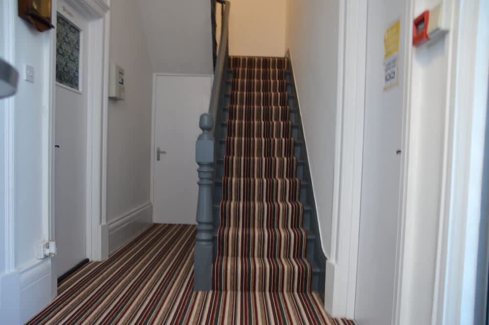 Holly Lodge 2