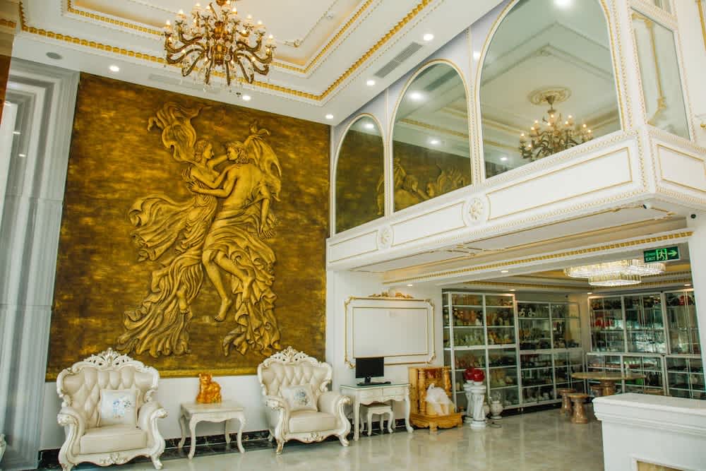 Royal Beach Hotel by THG 2