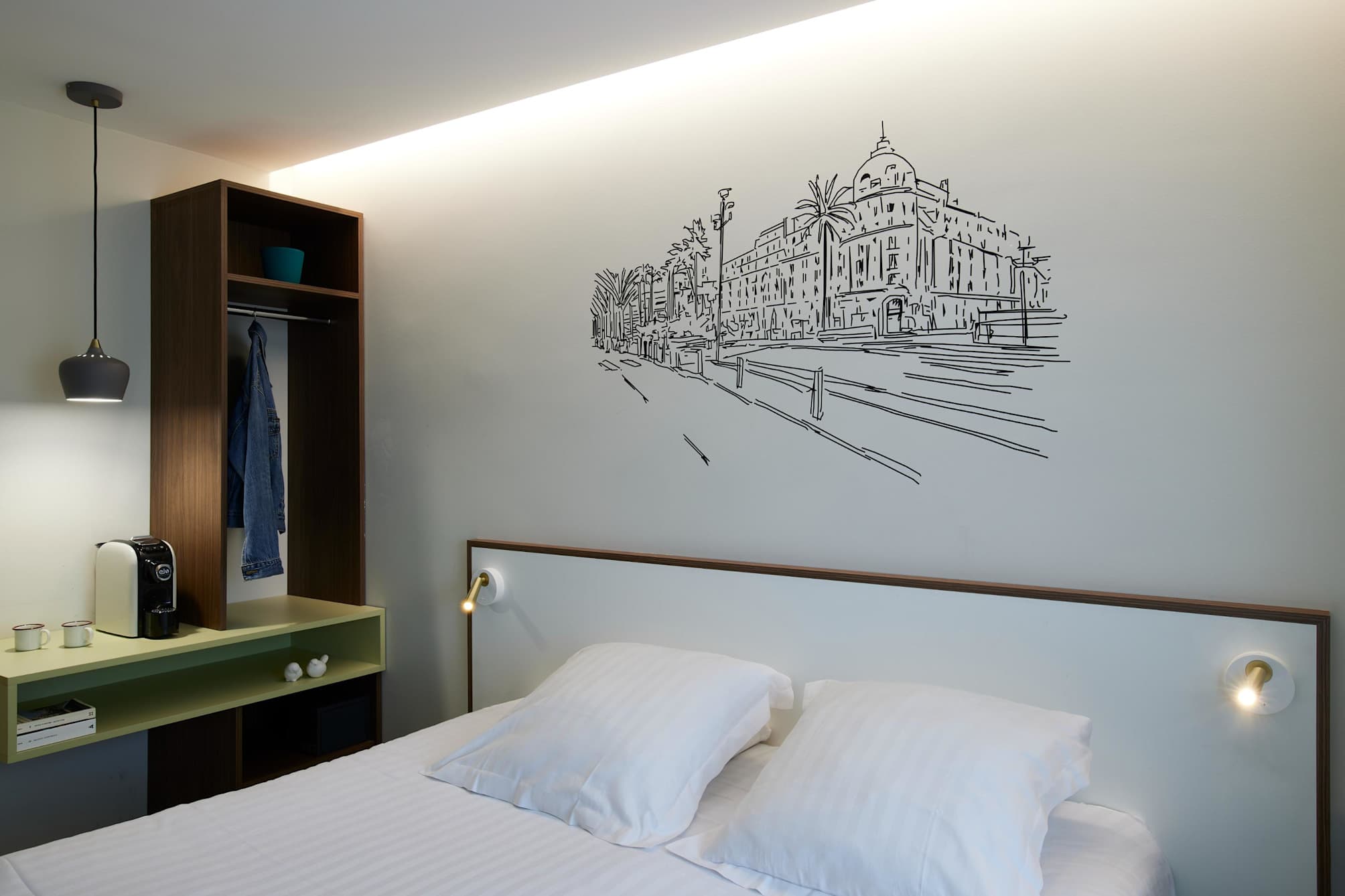 Hotel du Pin Nice Port 2