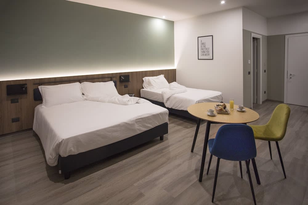 Moody smart & comfy Hotel 5