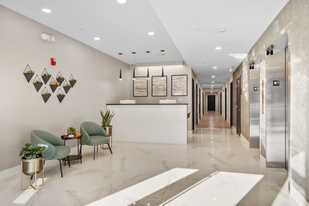 4211 Suites 1