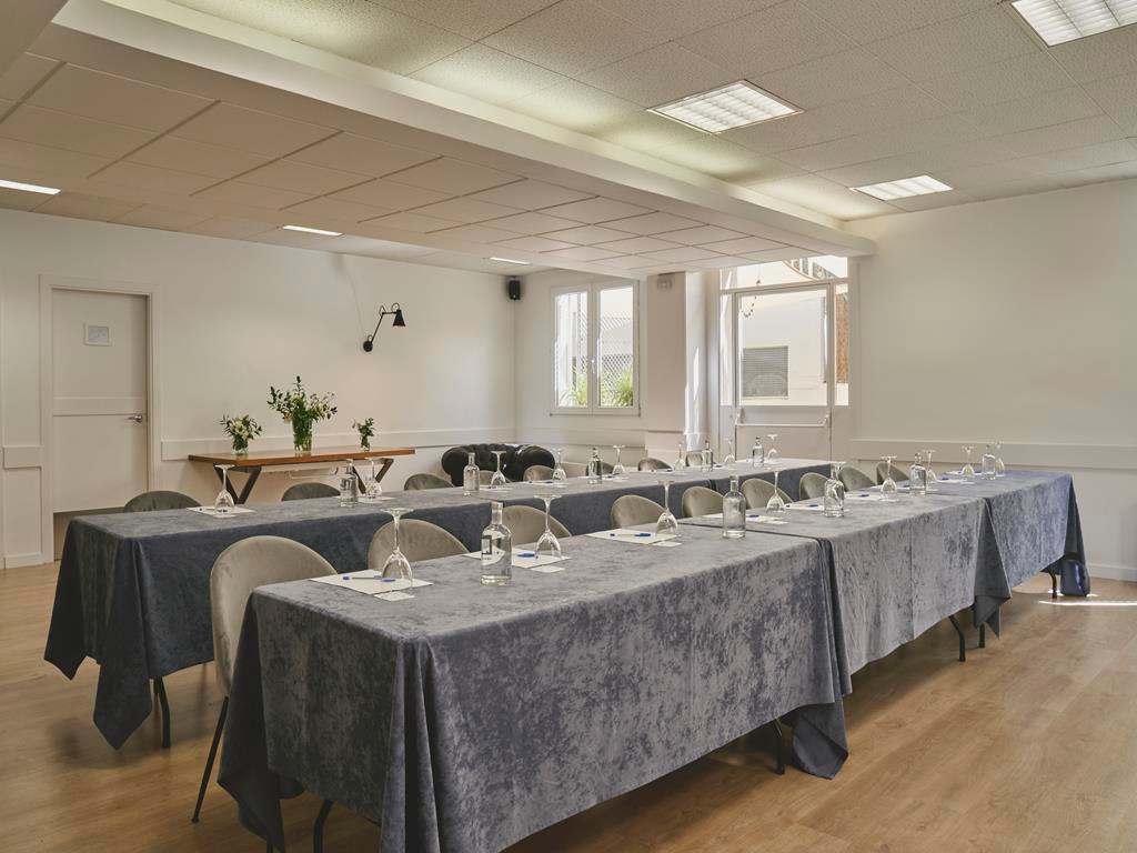 Tres Torres Atiram Hotel 5