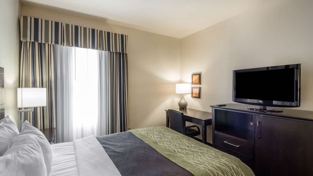 Quality Inn Tulsa - Downtown West 5