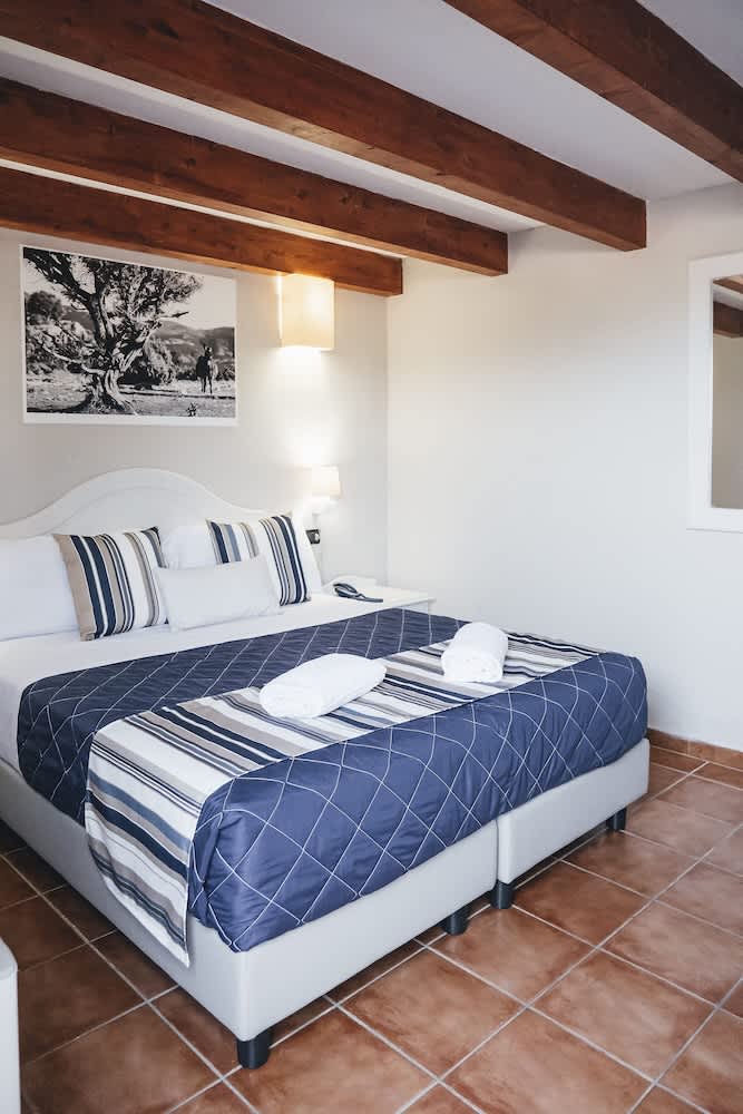 Zeta Club San Teodoro Le Rose 5