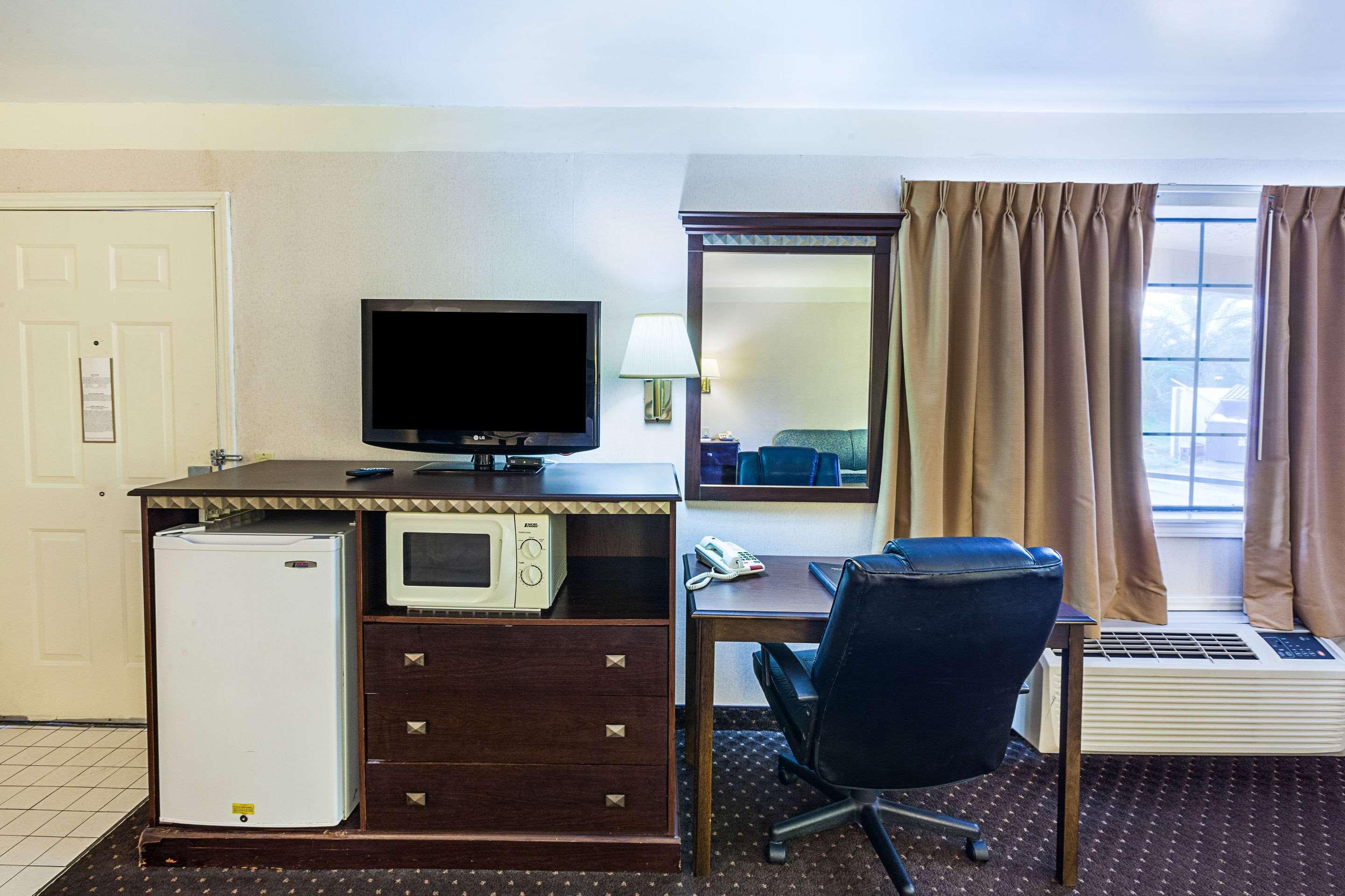 Quality Inn Near Medical Center San Antonio 2