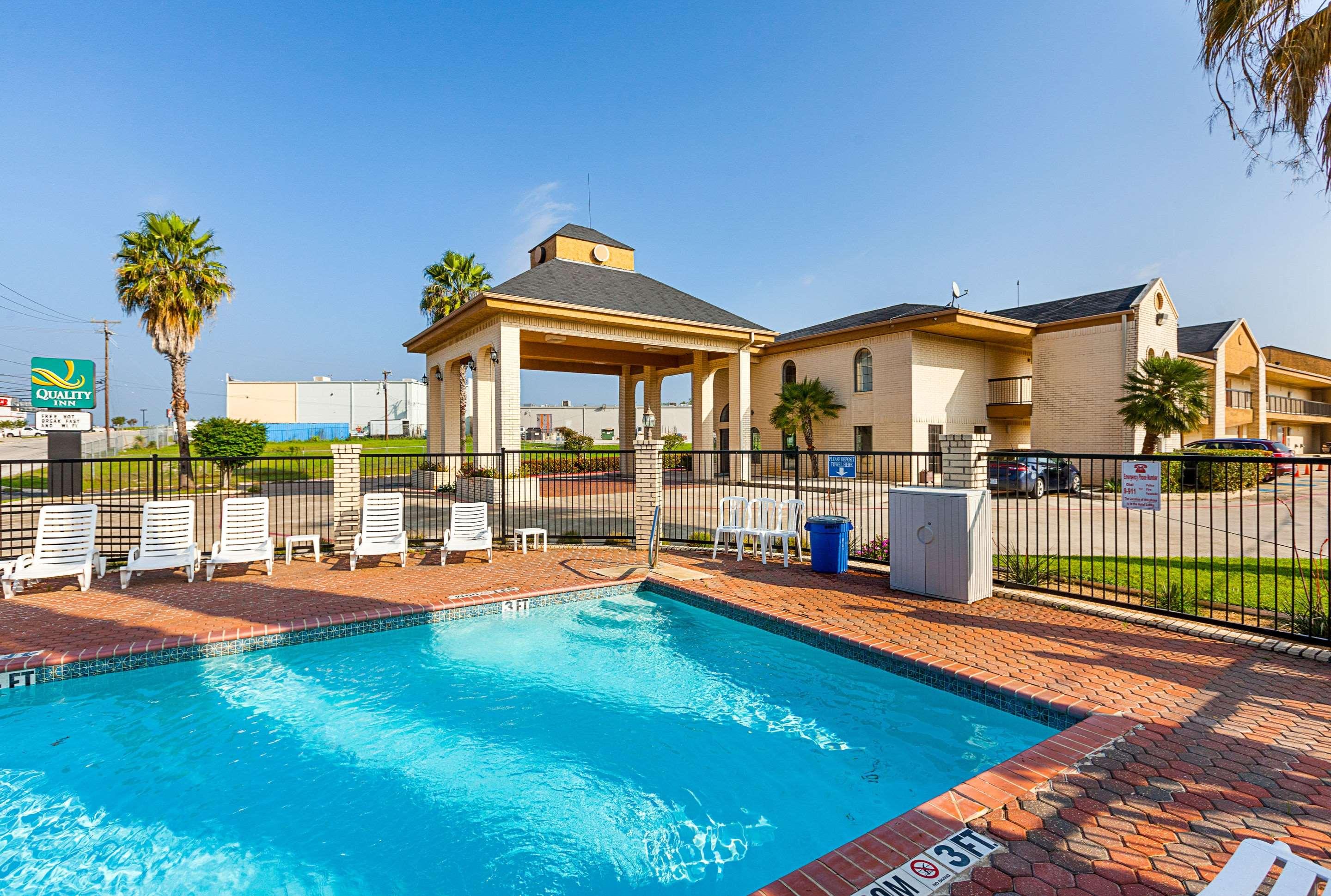 Quality Inn Near Medical Center San Antonio 5