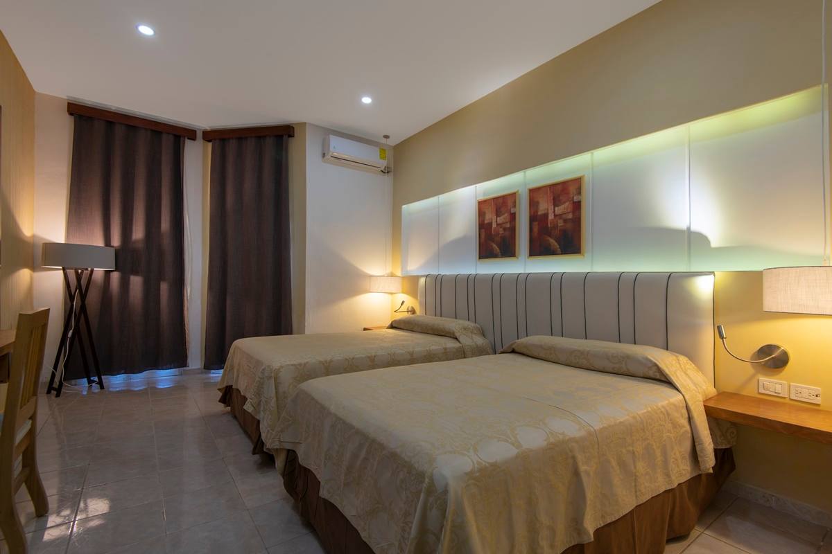 Hotel Paseo Habana 3