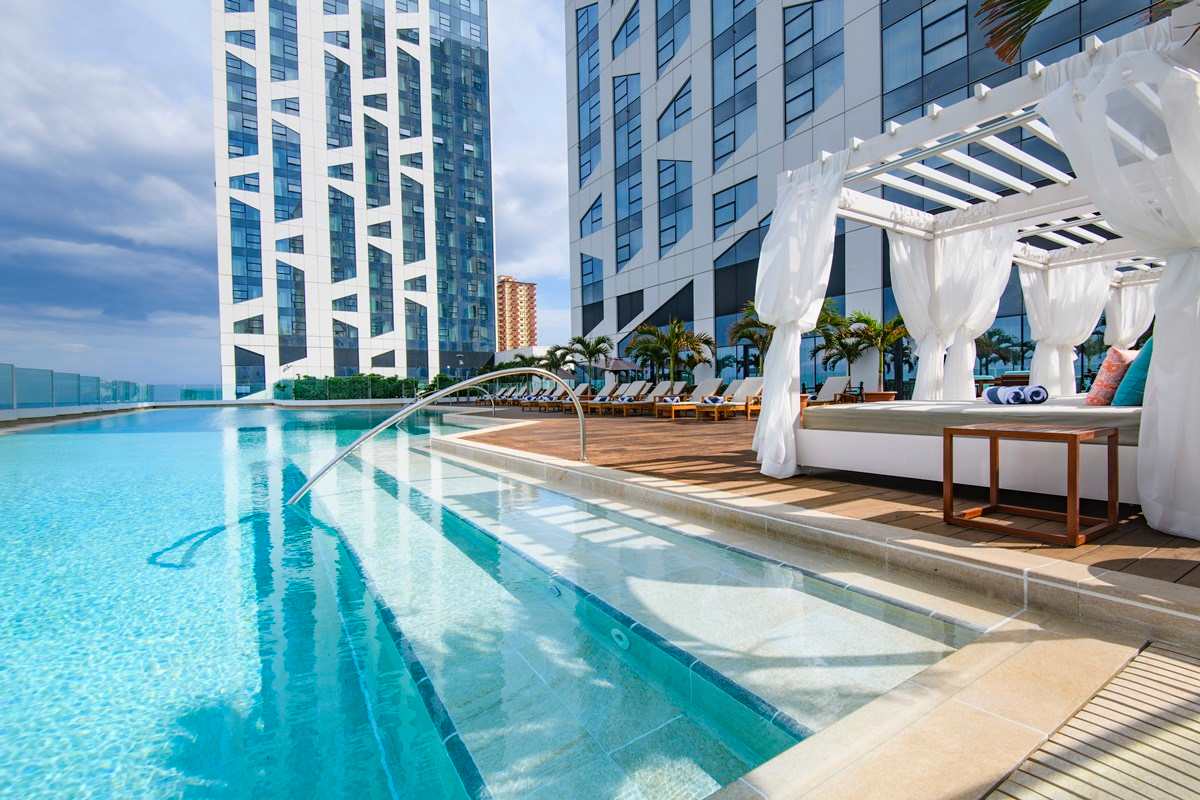 Grand Aston  la Habana 1