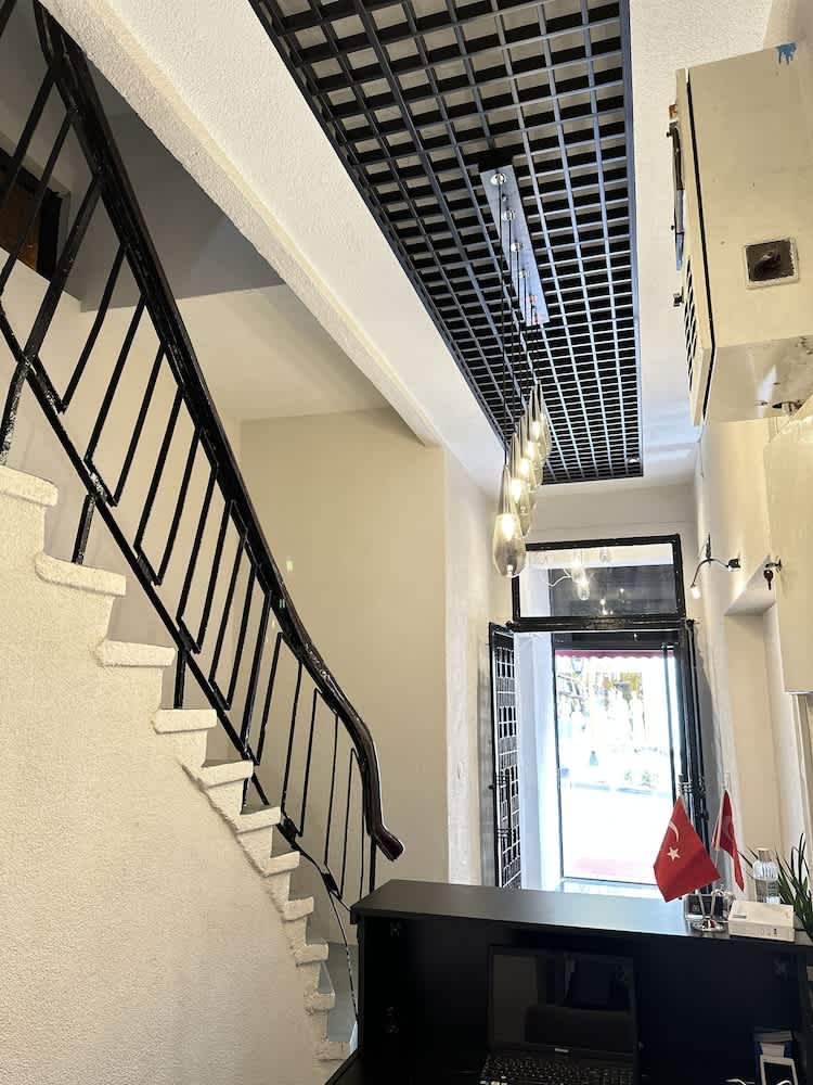 DERİN BUTİK HOTEL 1