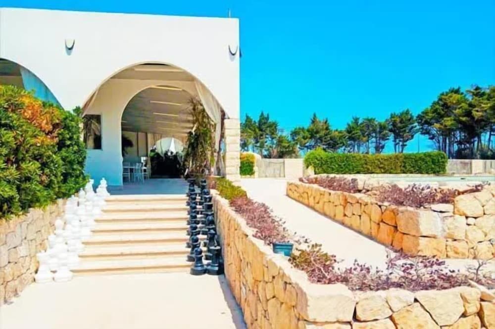 Hotel Armonia Noto Marina e Spa 1