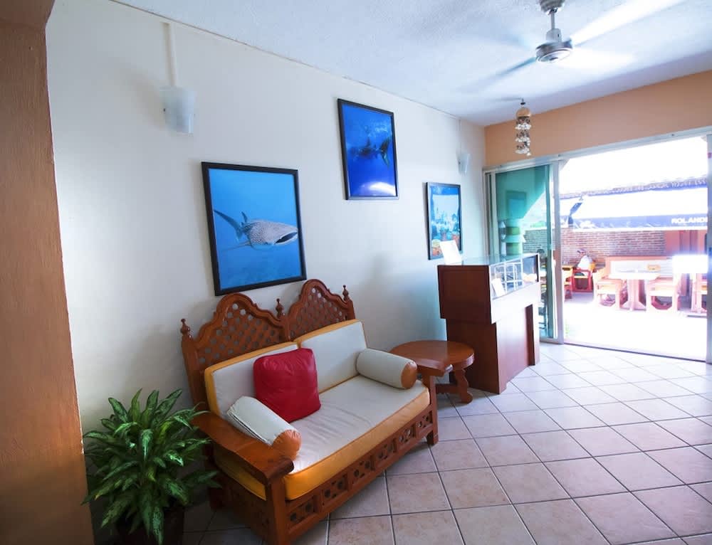 Hotel & Restaurant Bucaneros, Isla Mujeres 2