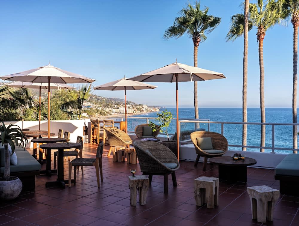 Casa Loma Beach Hotel 1