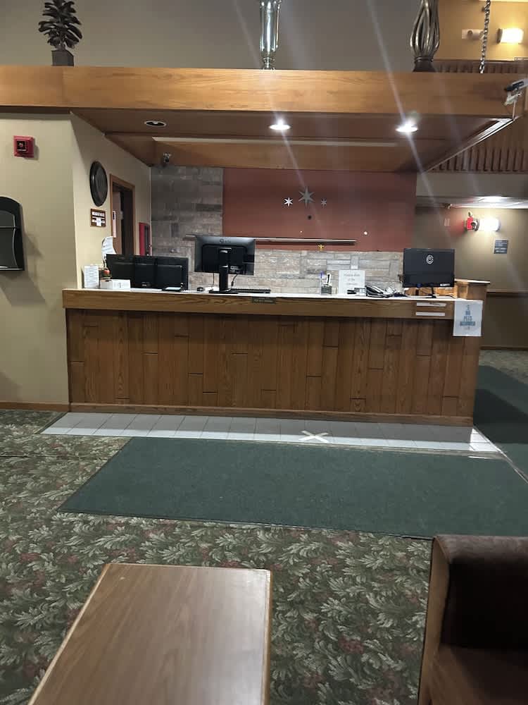 Northwoods Inn & Suites - Blackduck 1