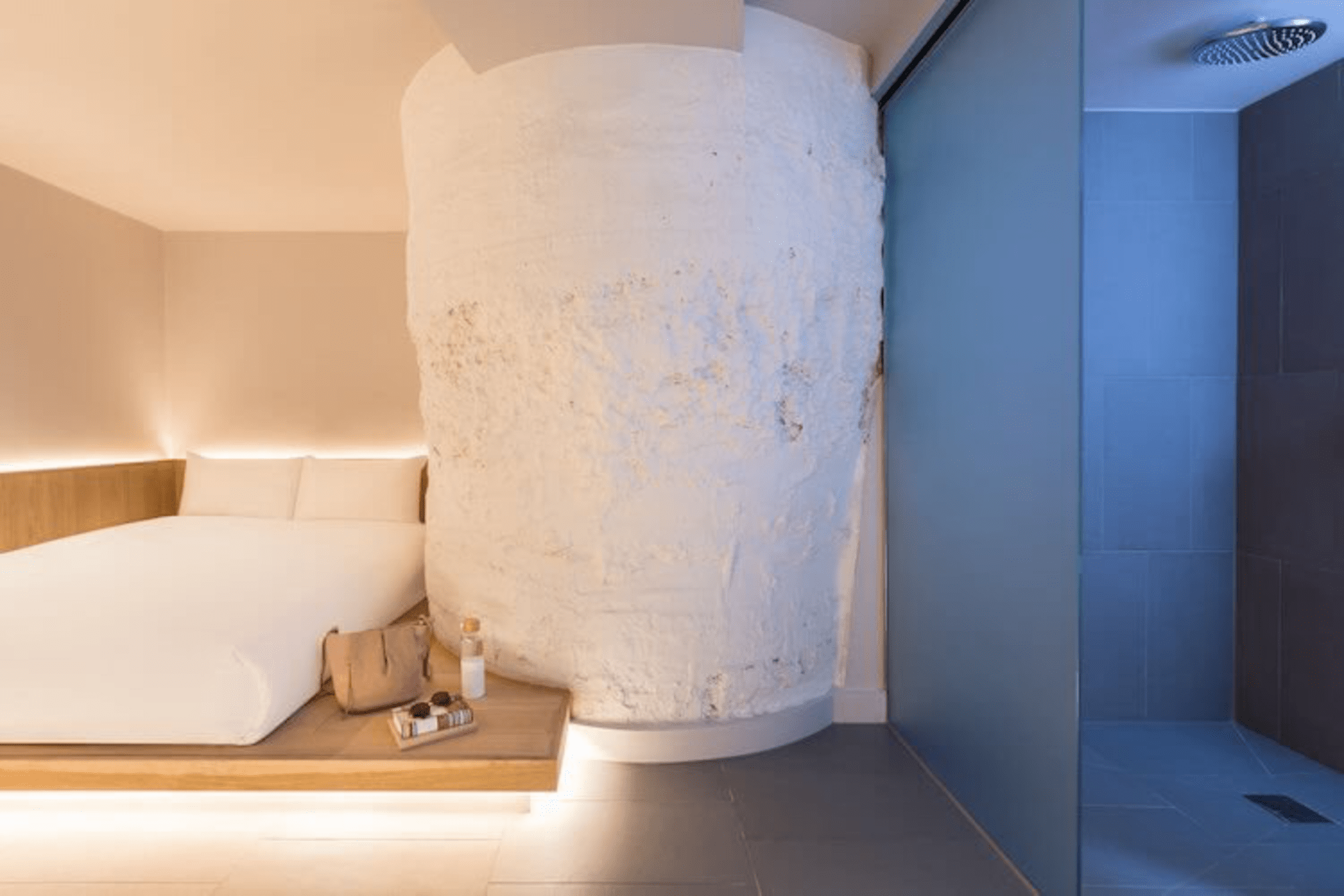 Zedwell Underground Hotel Tottenham Court Rd 2